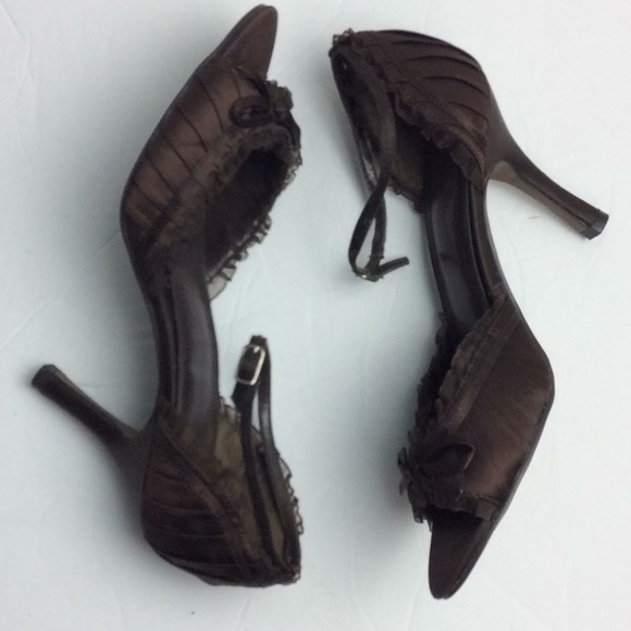 Maurices Ladies Brown Ruffled Open Toe Heels Sz 9 - Picture 4 of 8